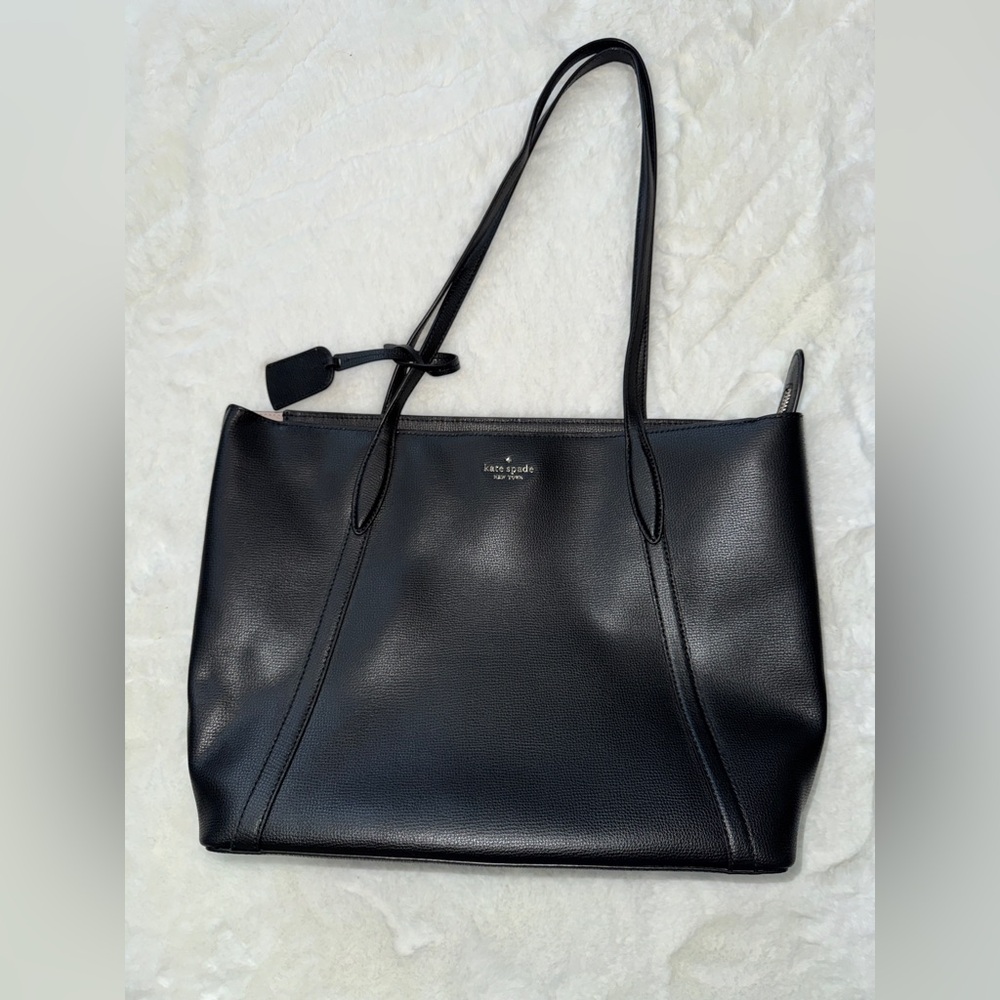 Kate Spade Tote - Picture 3 of 8